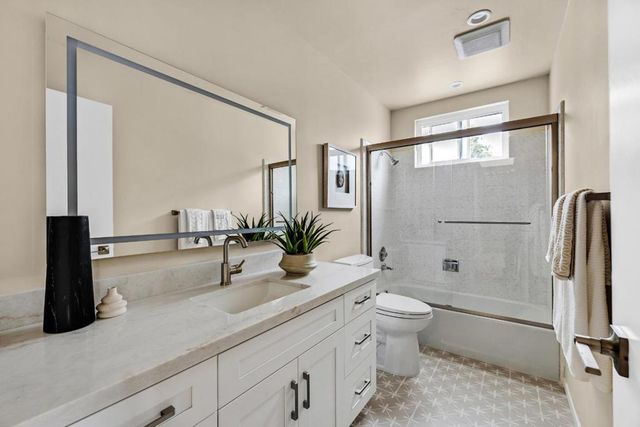 5 Bertocchi Lane, Millbrae, CA 94030