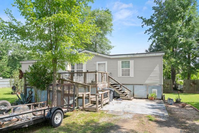10444 Ingram Rd, St Amant, LA 70774