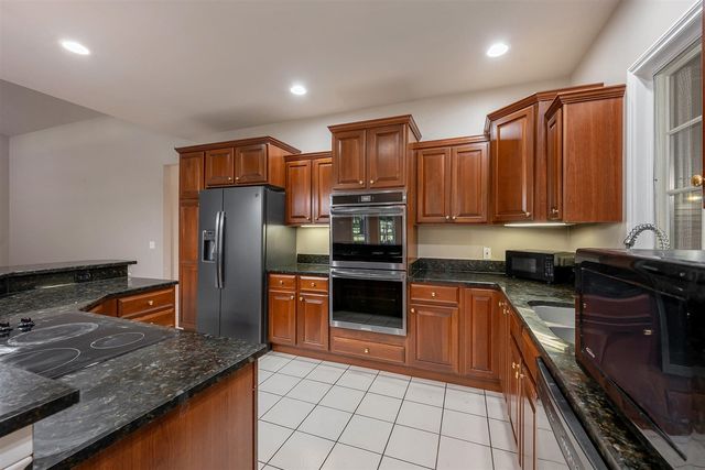 5727 S Bobwhite Avenue, Kalamazoo, MI 49009