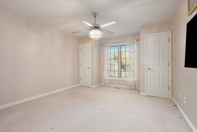 5727 S Bobwhite Avenue, Kalamazoo, MI 49009