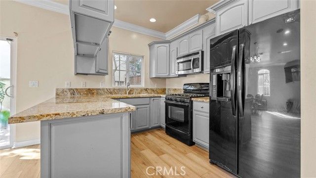 13769 Cordary Ave, Hawthorne, CA 90250