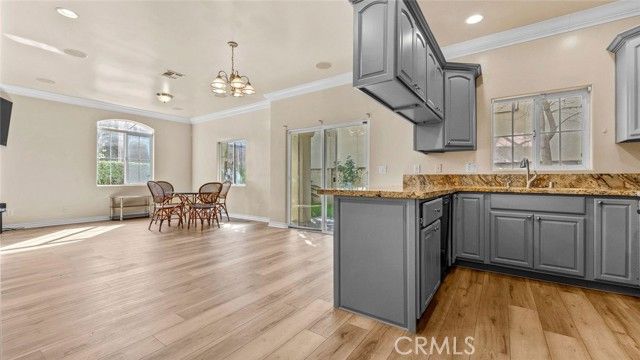 13769 Cordary Ave, Hawthorne, CA 90250