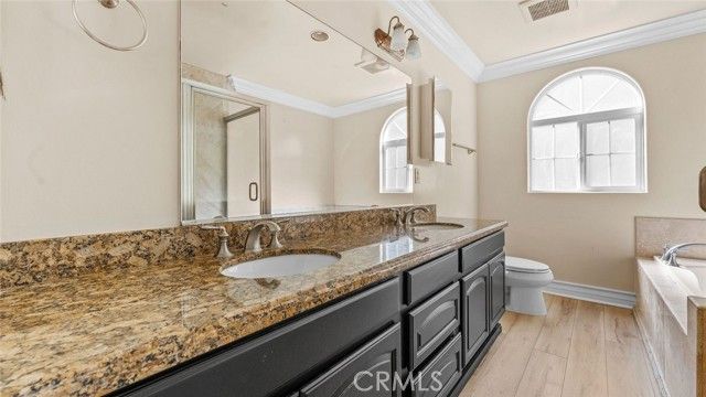 13769 Cordary Ave, Hawthorne, CA 90250