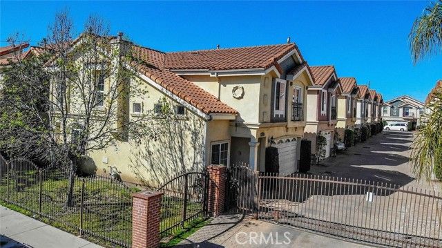 13769 Cordary Ave, Hawthorne, CA 90250