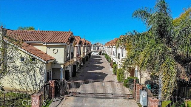 13769 Cordary Ave, Hawthorne, CA 90250