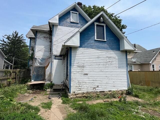 1987 Fairmont Avenue, Columbus, OH 43223