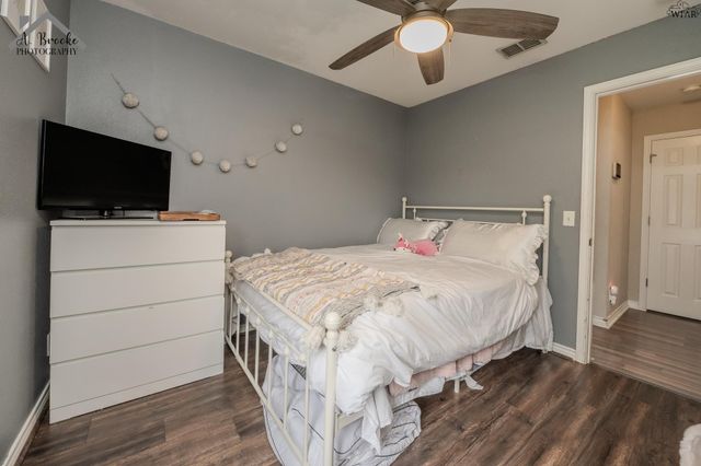 104 HIDDEN CREEK ROAD, Burkburnett, TX 76354