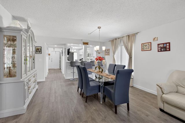 10187 Mangrove Drive 201, Boynton Beach, FL 33437