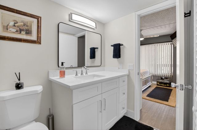 10187 Mangrove Drive 201, Boynton Beach, FL 33437