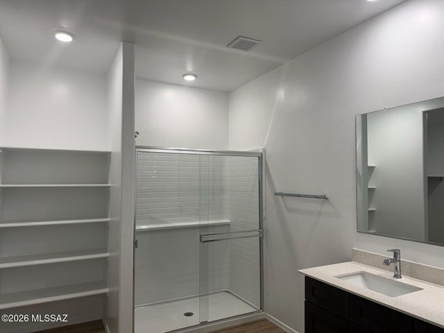 1128 S Grantham Drive, Vail, AZ 85641