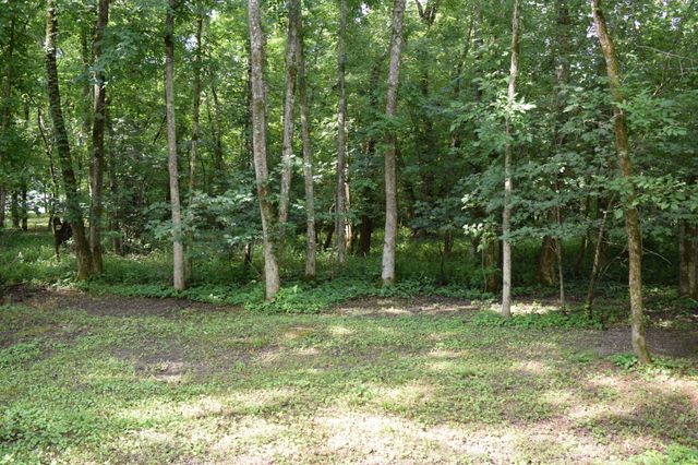 9856 Mullins Cove Road, Whitwell, TN 37397