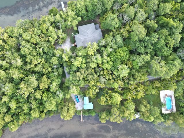 9856 Mullins Cove Road, Whitwell, TN 37397