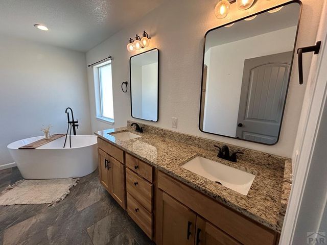 1656 N Calle Rosa Dr, Pueblo West, CO 81007