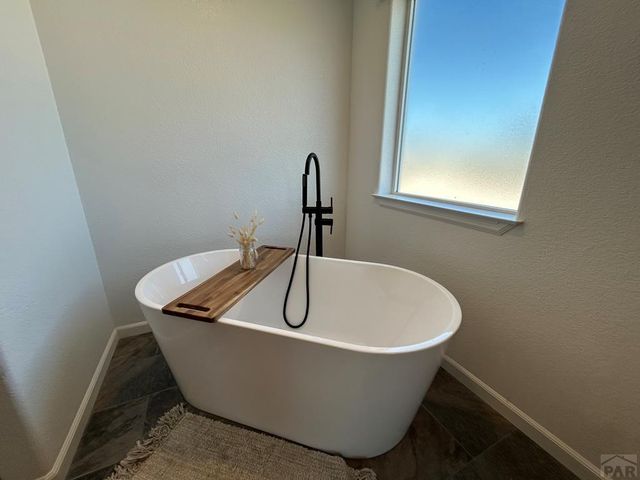 1656 N Calle Rosa Dr, Pueblo West, CO 81007