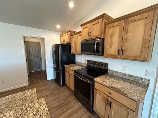 1656 N Calle Rosa Dr, Pueblo West, CO 81007