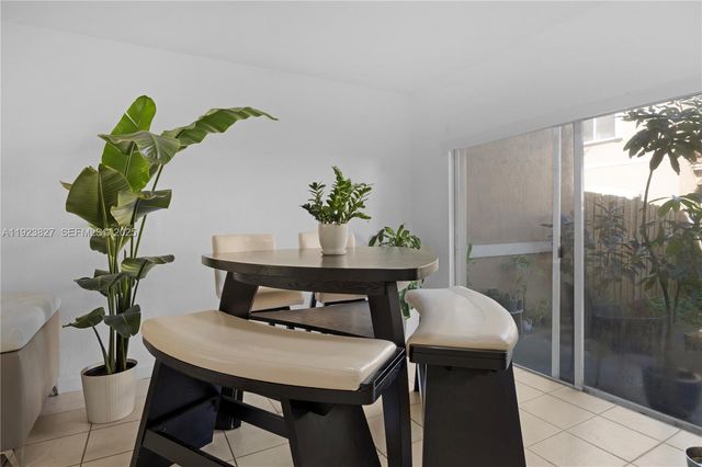 8525 SW 214th Ter, Cutler Bay, FL 33189