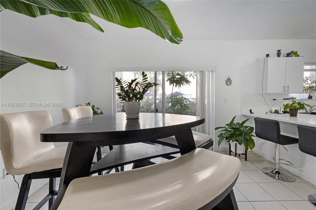 8525 SW 214th Ter, Cutler Bay, FL 33189