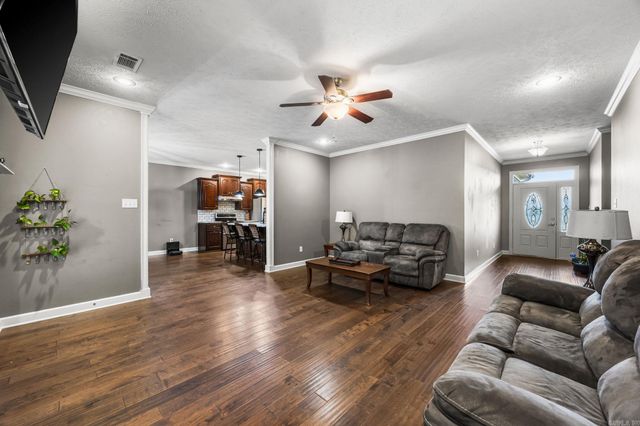 22 Emma Drive, Cabot, AR 72023