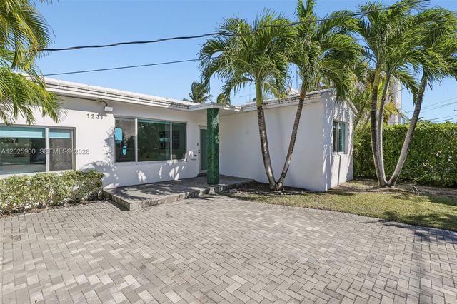 1231 Stillwater Dr, Miami Beach, FL 33141