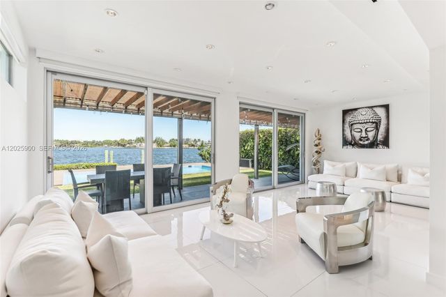 1231 Stillwater Dr, Miami Beach, FL 33141