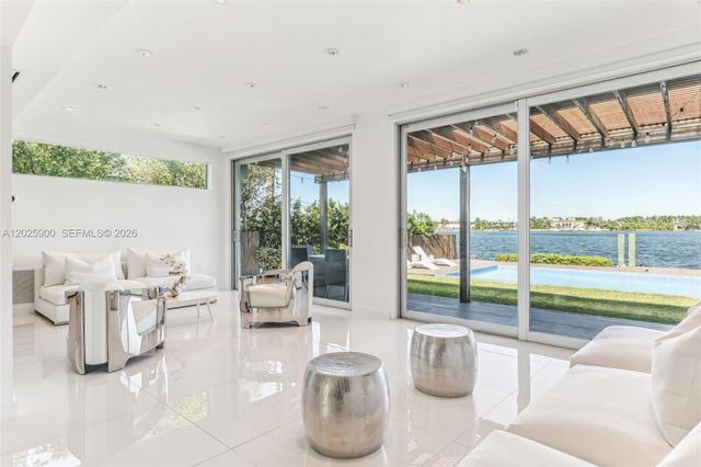 1231 Stillwater Dr, Miami Beach, FL 33141