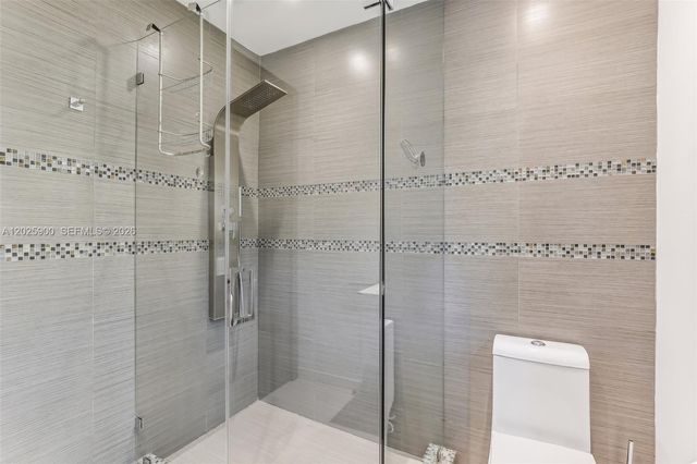 1231 Stillwater Dr, Miami Beach, FL 33141