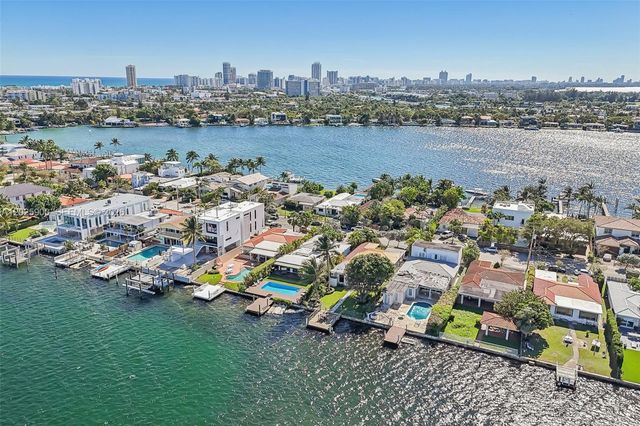 1231 Stillwater Dr, Miami Beach, FL 33141