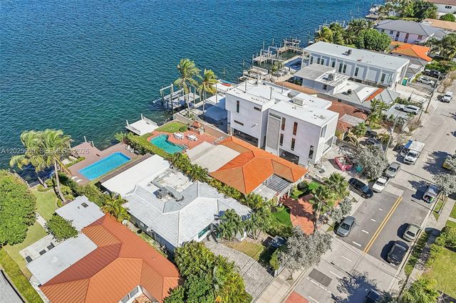 1231 Stillwater Dr, Miami Beach, FL 33141