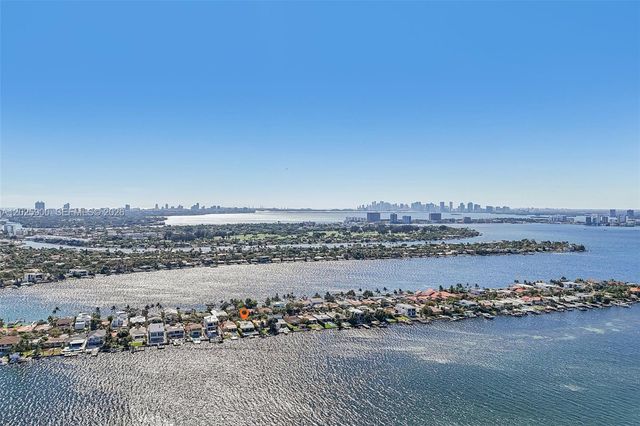 1231 Stillwater Dr, Miami Beach, FL 33141