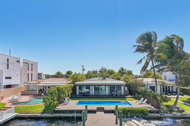 1231 Stillwater Dr, Miami Beach, FL 33141