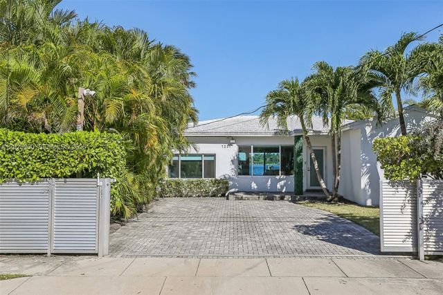 1231 Stillwater Dr, Miami Beach, FL 33141