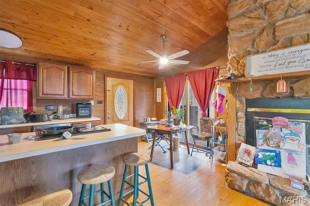 401 Bunker Hill Drive, De Soto, MO 63020