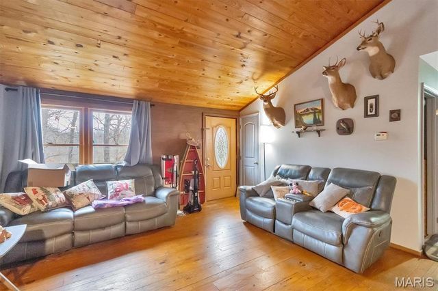 401 Bunker Hill Drive, De Soto, MO 63020