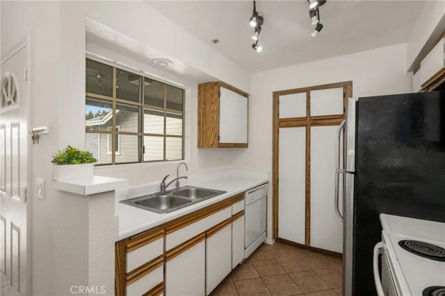 3500 S Greenville Street G20, Santa Ana, CA 92704