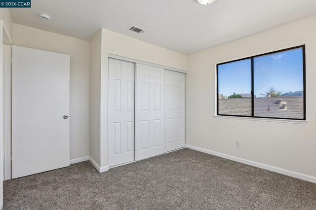 100 Trident Ct, Vallejo, CA 94591