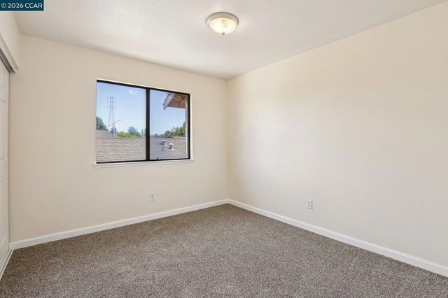 100 Trident Ct, Vallejo, CA 94591