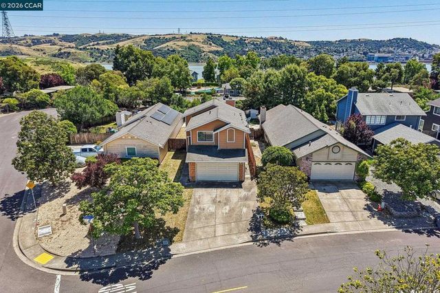100 Trident Ct, Vallejo, CA 94591