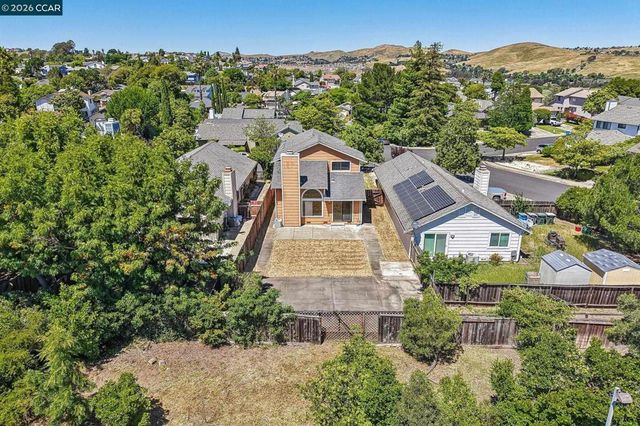 100 Trident Ct, Vallejo, CA 94591