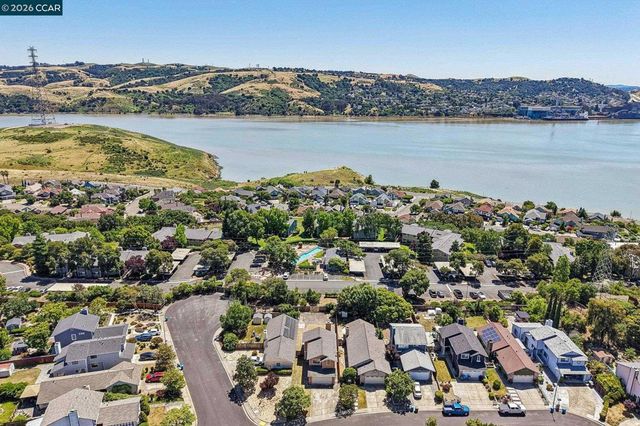 100 Trident Ct, Vallejo, CA 94591