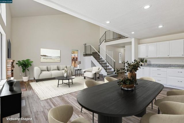 100 Trident Ct, Vallejo, CA 94591