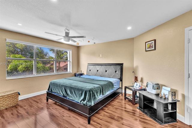 16408 Sapphire Place, Weston, FL 33331
