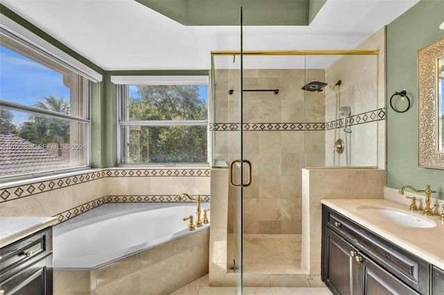 16408 Sapphire Place, Weston, FL 33331