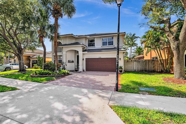 16408 Sapphire Place, Weston, FL 33331