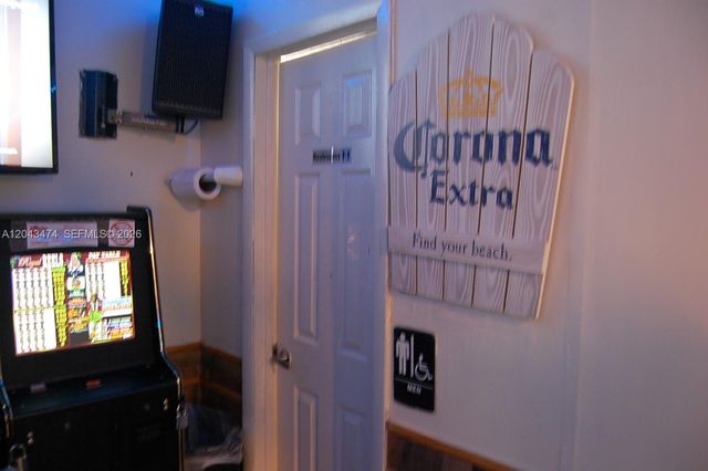 883 W 29, Hialeah, FL 33012