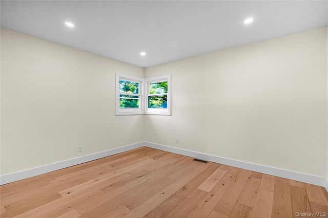 737 Flowerdale Drive, Seaford, NY 11783