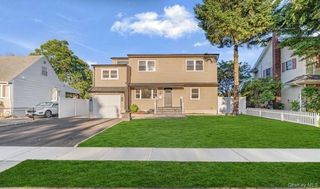 737 Flowerdale Drive, Seaford, NY 11783