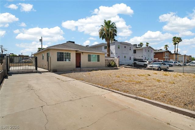 617 North 11th Street, Las Vegas, NV 89101