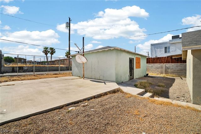 617 North 11th Street, Las Vegas, NV 89101