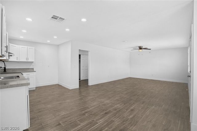 617 North 11th Street, Las Vegas, NV 89101