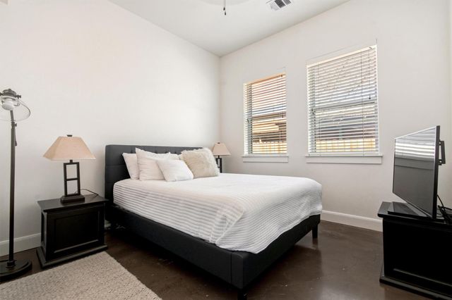 2715 Zaragosa ST, Austin, TX 78702